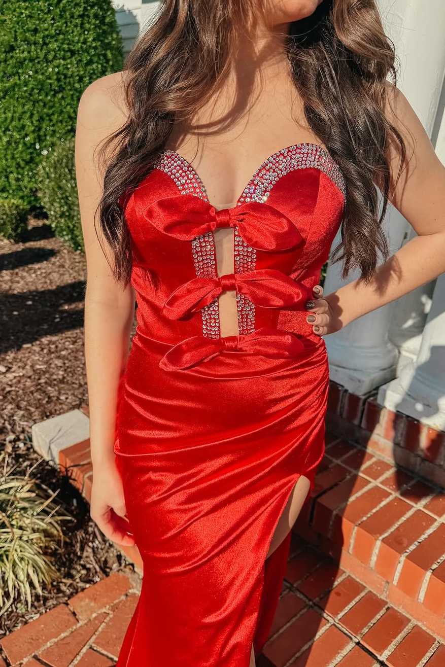 Red Strapless V-Neck Bow Mermaid Pleated Long Prom Dress with Slit