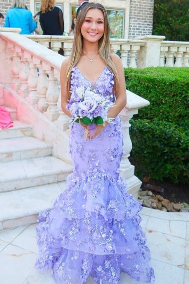 Stunning V-Neck Spaghetti Straps Appliques Mermaid Prom Dress Purple