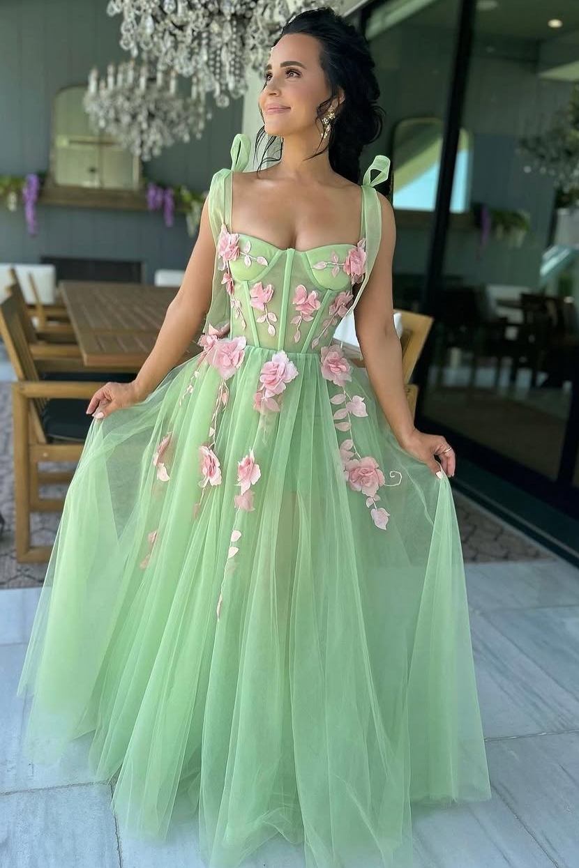 Sweet Green A-Line Straps Sleeveless Appliques Tulle Long Prom Dress