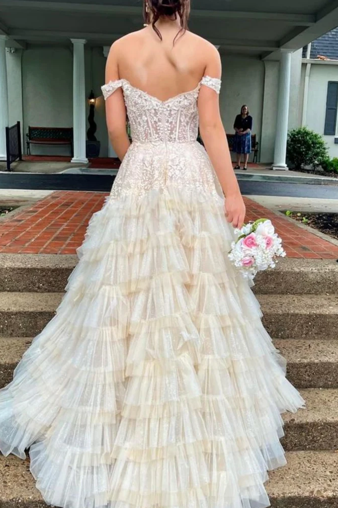 Off-Shoulder Sweetheart Appliques Ruffles Tulle Layered Prom Dress with Slit