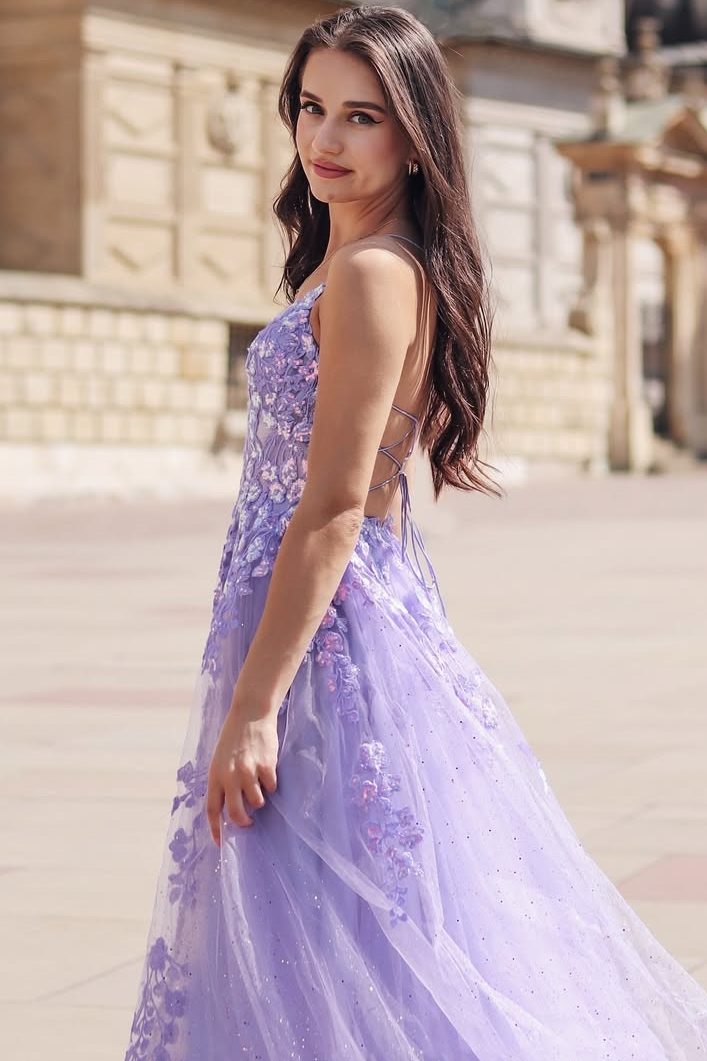 Lilac Spaghetti Straps V-Neck Lace Appliques Tulle Prom Dress with Slit