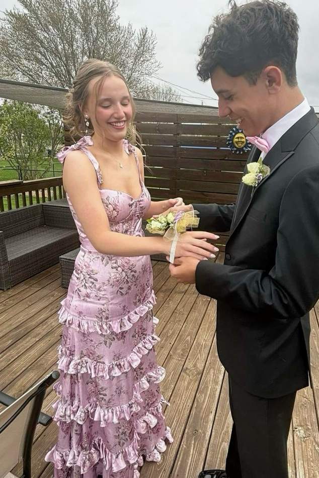 Elegant Double Straps Print Sleeveless Ruffles Prom Dress with Slit