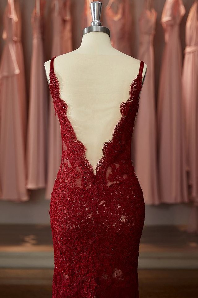 Stunning Mermaid Deep V-Neck Lace Prom Formal Dress with Train
