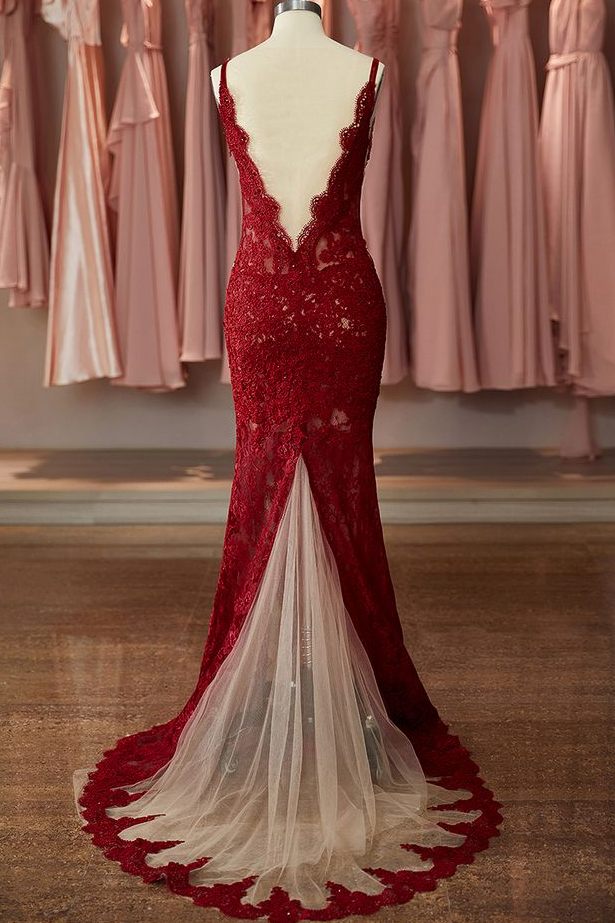Stunning Mermaid Deep V-Neck Lace Prom Formal Dress with Train