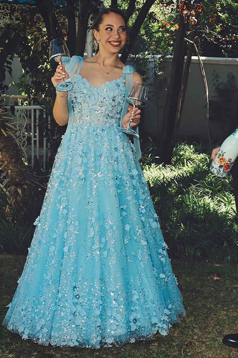 Gorgeous A-Line Empire-Waist Appliques Sleeveless Long Prom Dress