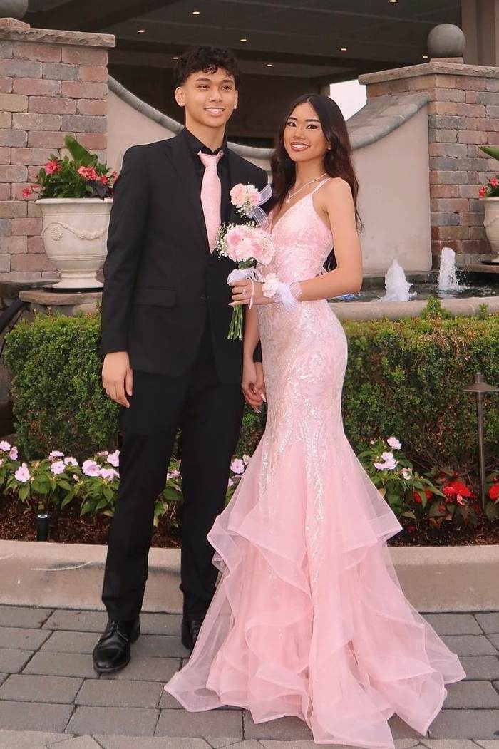 Pink V-Neck Mermaid Spaghetti Straps Appliques Ruffles Long Prom Dress