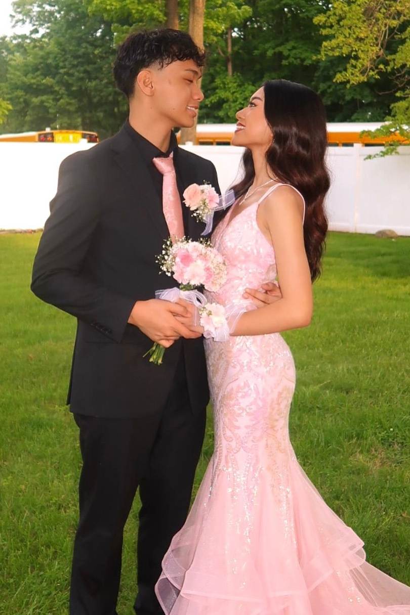 Pink V-Neck Mermaid Spaghetti Straps Appliques Ruffles Long Prom Dress