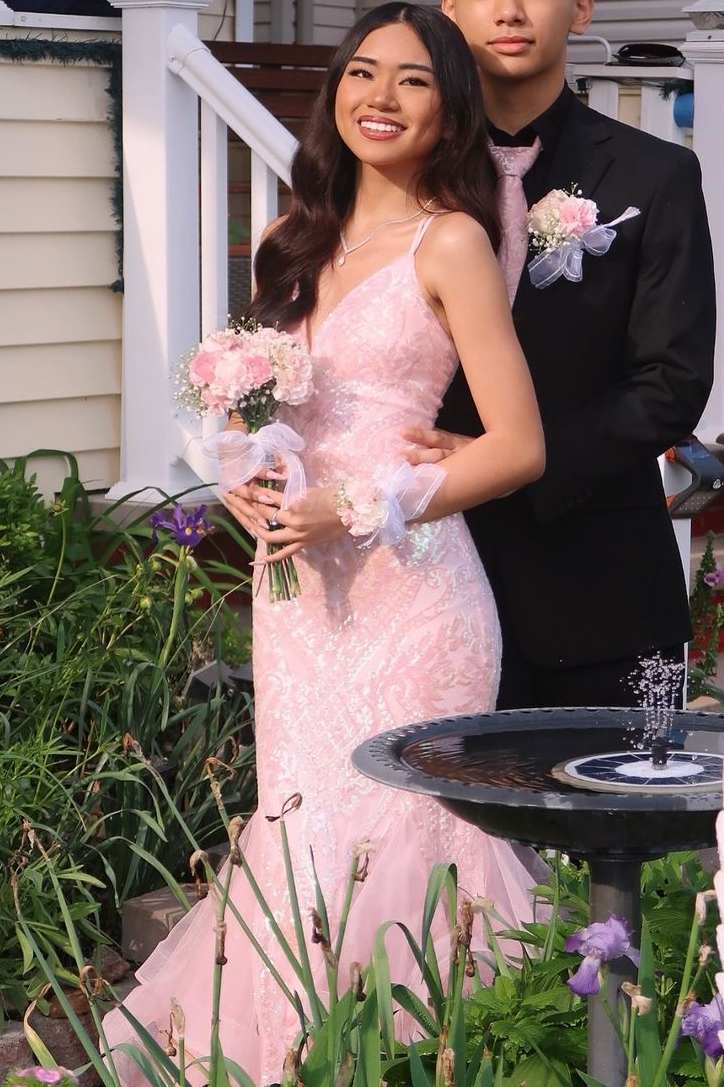 Pink V-Neck Mermaid Spaghetti Straps Appliques Ruffles Long Prom Dress