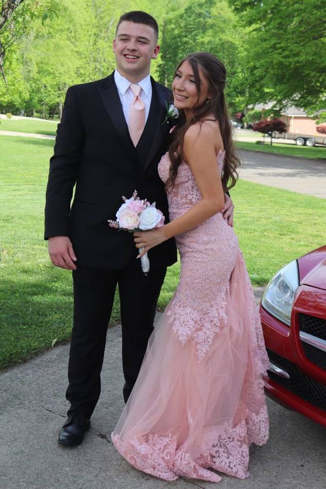 Pink Lace Appliques Strapless Sleeveless Mermaid Tulle Prom Dress