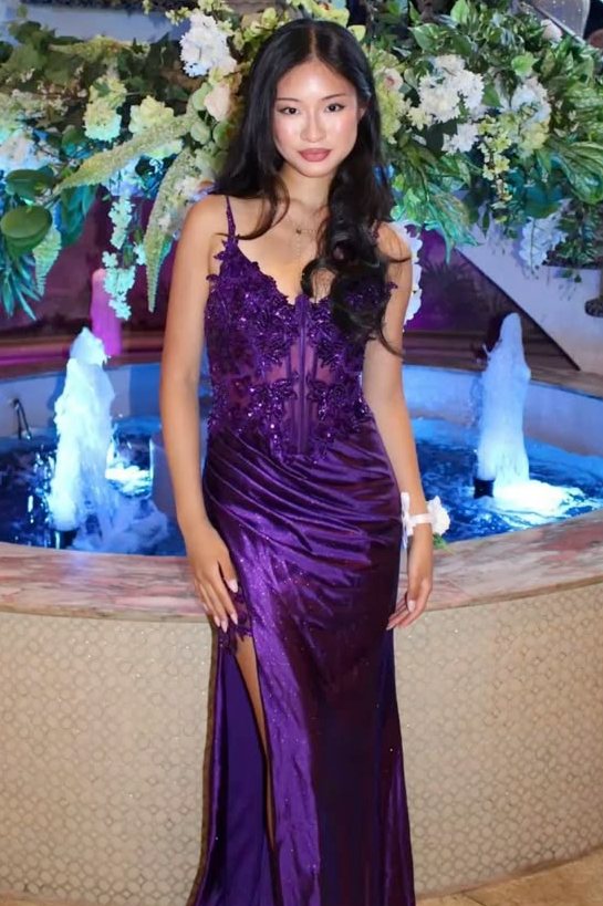 Purple Spaghetti Straps Pleats V-Neck Appliques Long Prom Dress with Slit