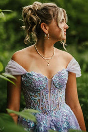 Off-Shoulder Illusion Lace Appliques Empire-Waist Tulle Long Prom Dress