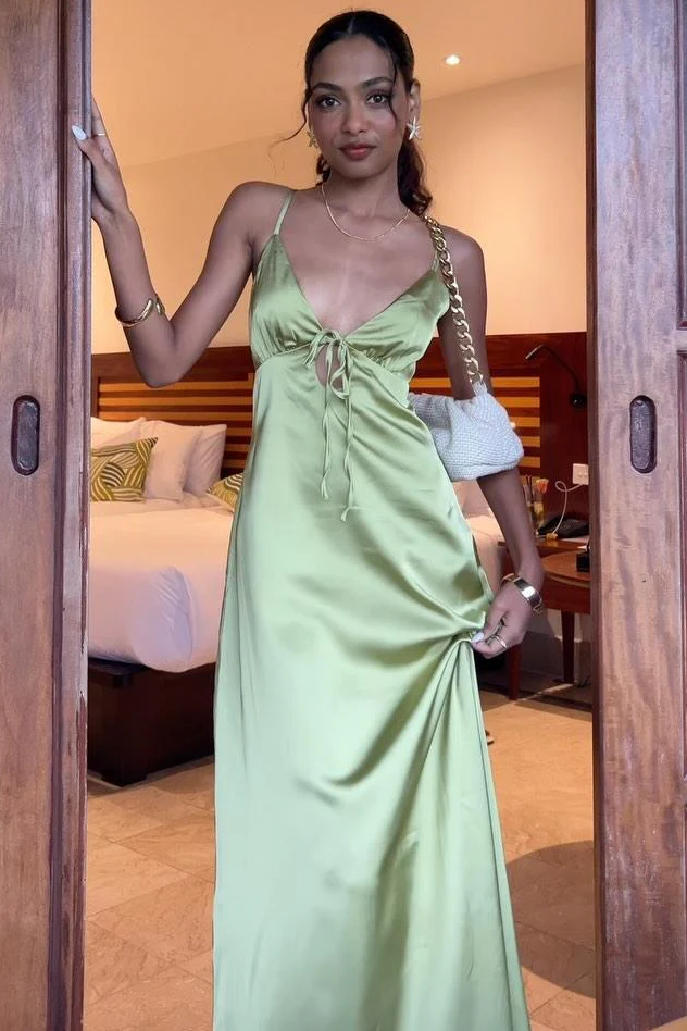 Pink Spaghetti Straps V-Neck Satin Sleeveless Long Prom Party Dress