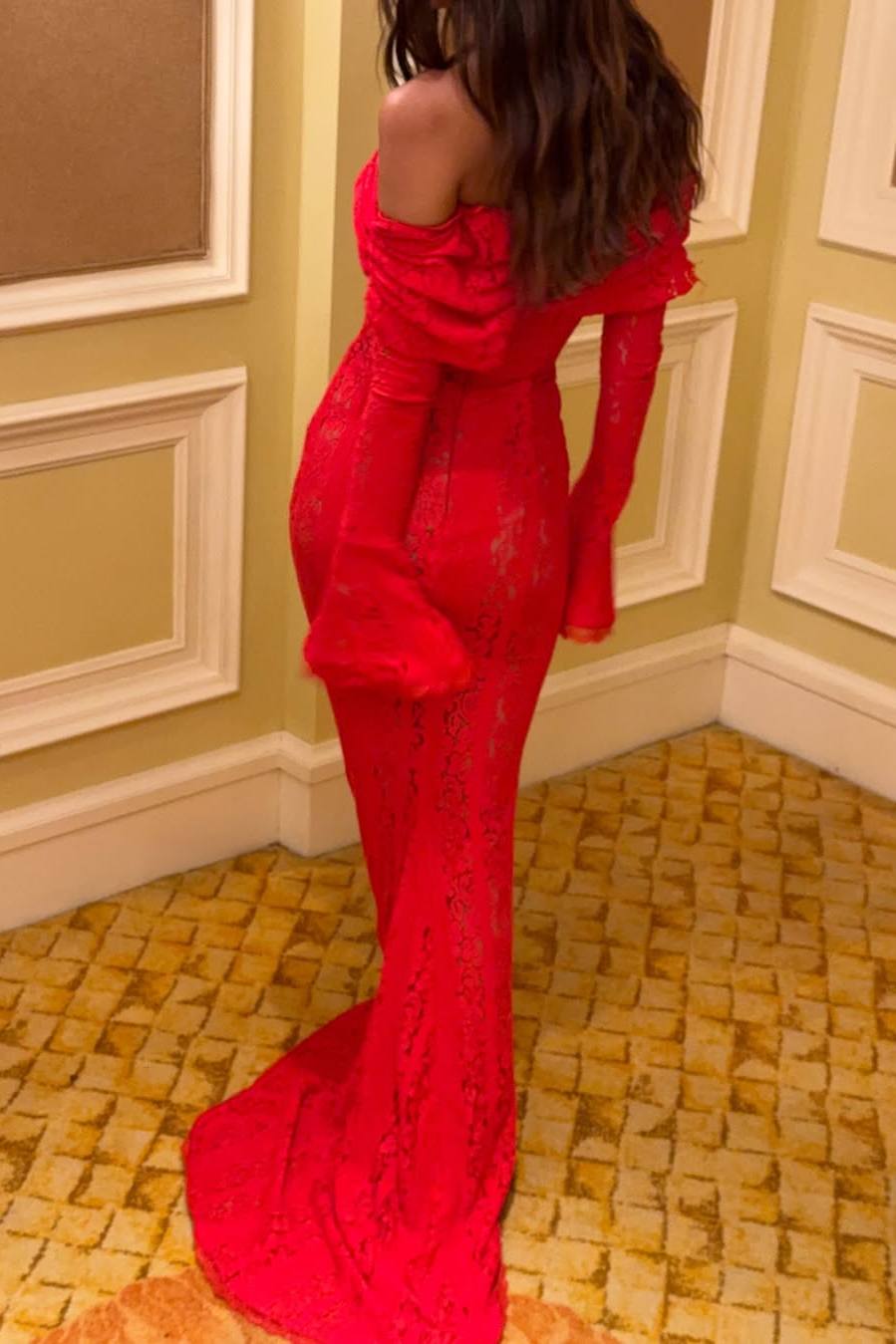 Red Off-Shoulder Mermaid Long Sleeves Lace Long Party Prom Dress