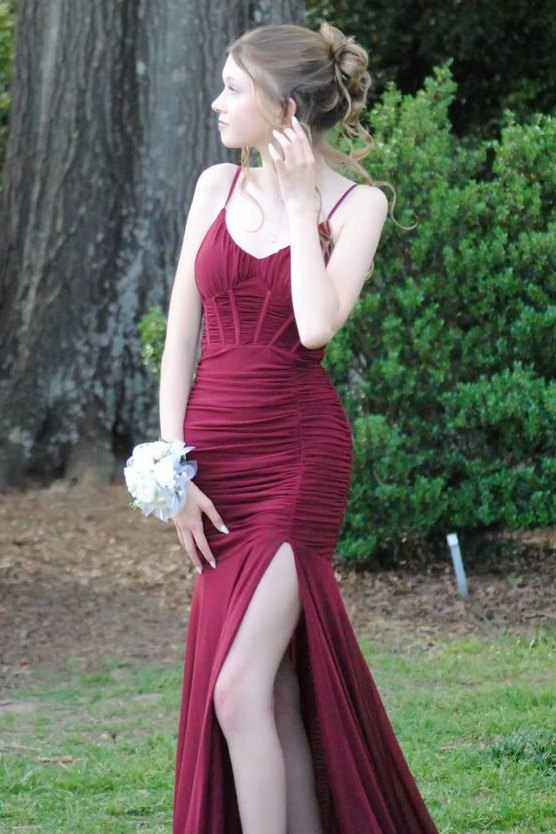 Burgundy Spaghetti Straps V-Neck Pleats Mermaid Prom Dress with Slit