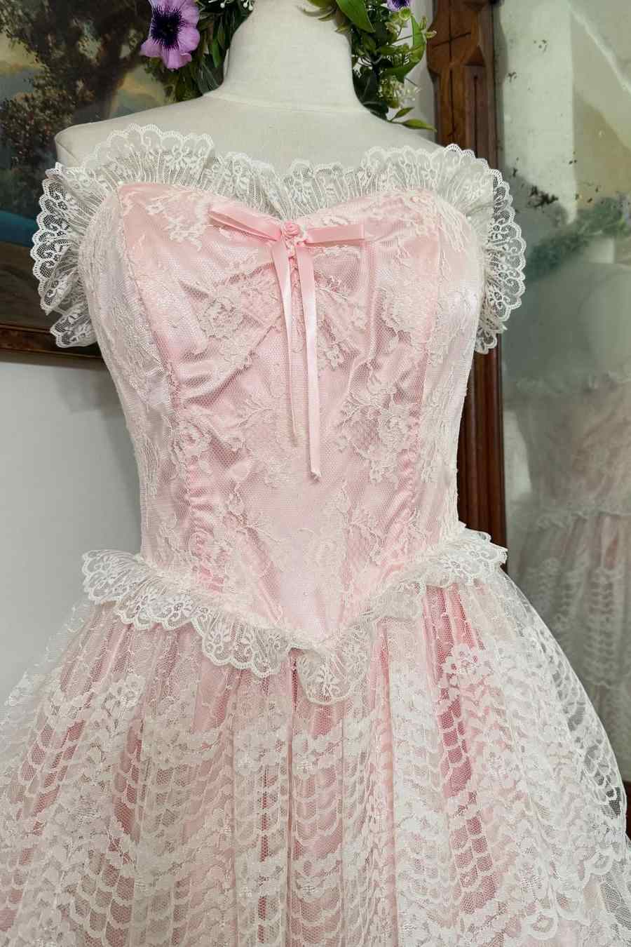 Vintage Pink Strapless A-Line Empire-Waist Tiered Lace Prom Party Dress