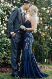 Strapless V-Neck Lace Appliques Sleeveless Mermaid Long Prom Dress