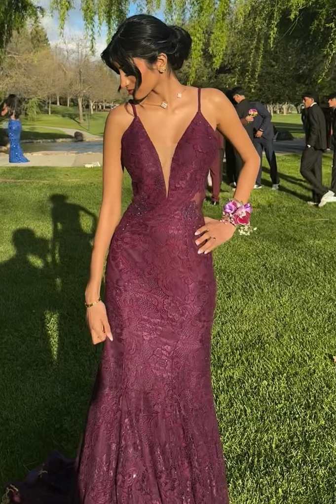 Purple Spaghetti Straps V-Neck Lace Mermaid Sleeveless Long Prom Dress