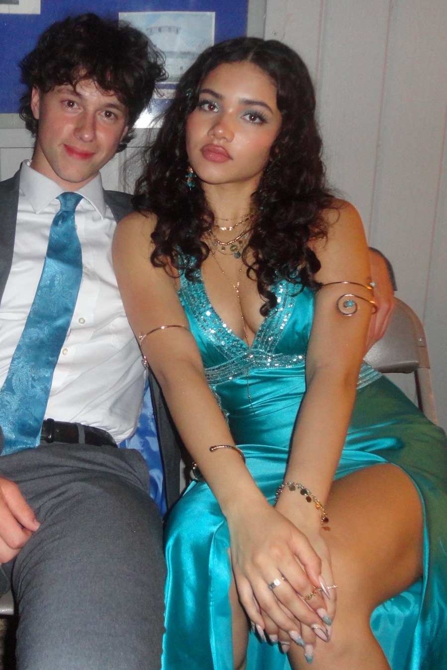 Elegant V-Neck Sequins Beads Pleats Satin Long Prom Dress with Slit