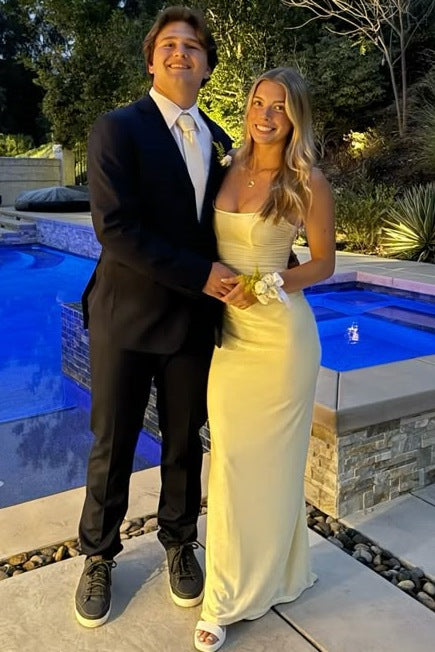 Yellow Strapless Scoop Neck Pleats Sleeveless Fitted Long Prom Dress