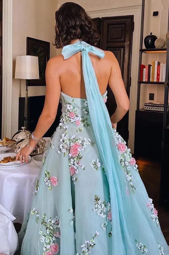 Exquisite A-Line Halter Empire-waist Appliques Long Formal Prom Dress