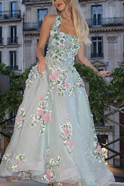 Exquisite A-Line Halter Empire-waist Appliques Long Formal Prom Dress