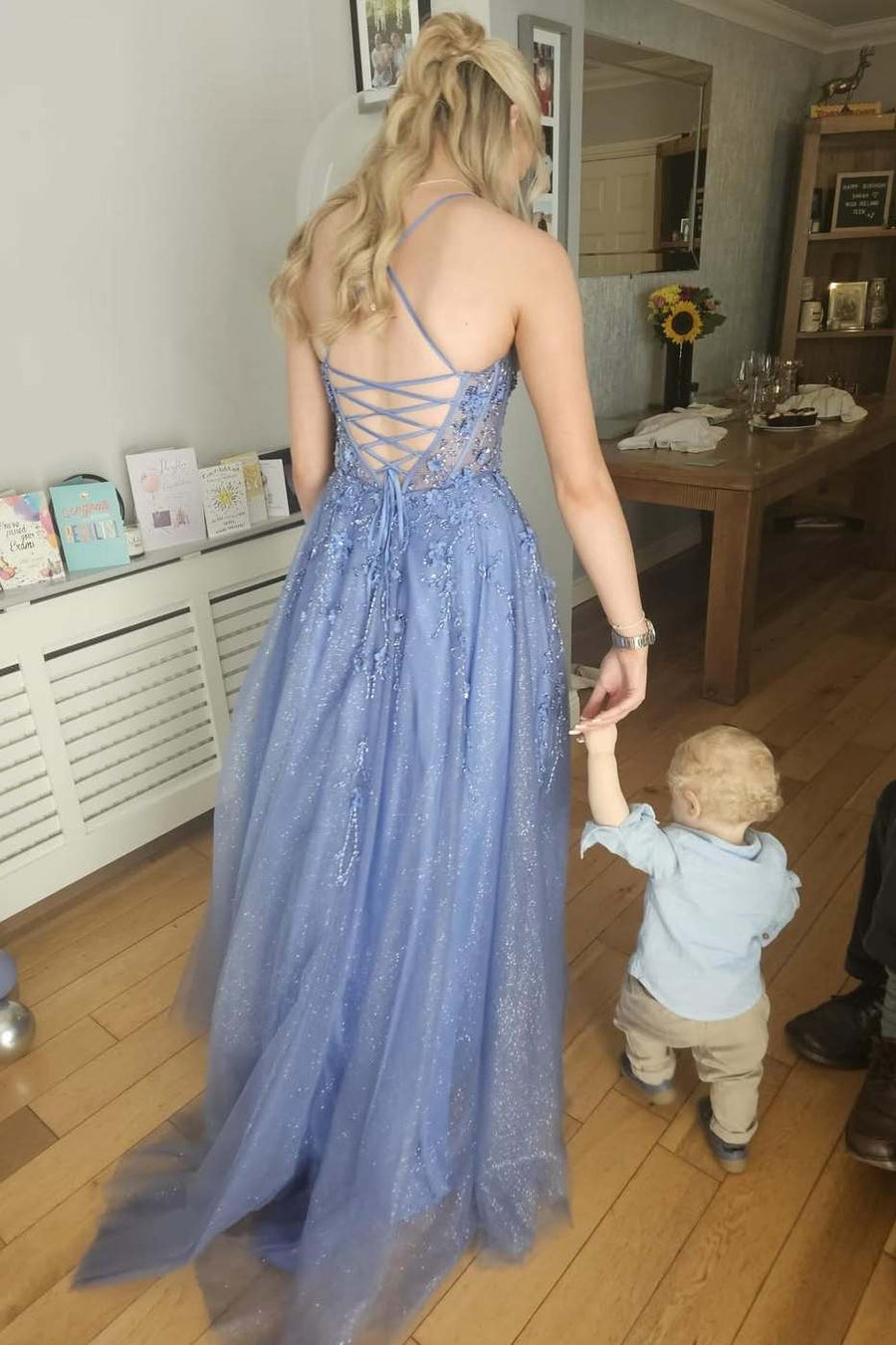 Blue Spaghetti Straps V-Neck Empire-Waist Appliques Tulle Prom Dress