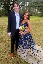 Stunning A-Line Strapless V-Neck Appliques Empire-Waist Prom Dress