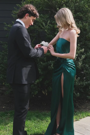 Green Strapless Satin Pleats Side Slit Fitted Sleeveless Formal Prom Dress