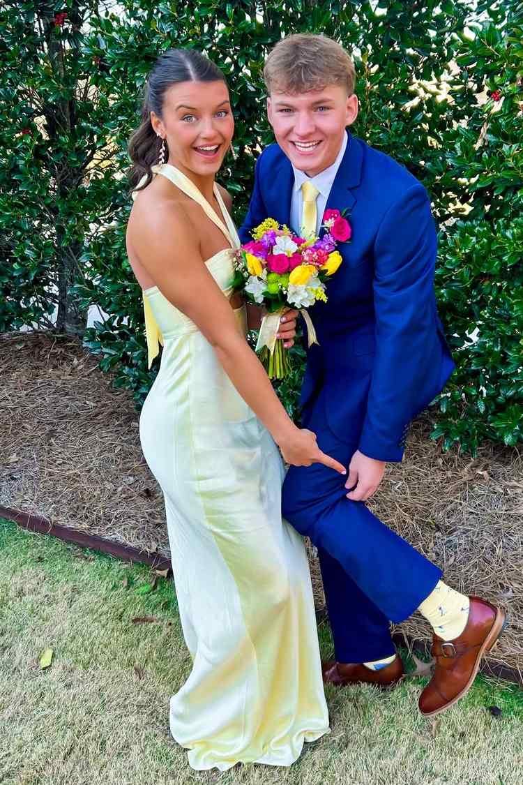 Yellow Halter Sleeveless Satin Pleats Sheath Long Prom Formal Dress