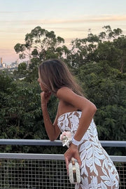 Exquisite Strapless Lace Appliques Scoop Neck Sleeveless Long Prom Dress