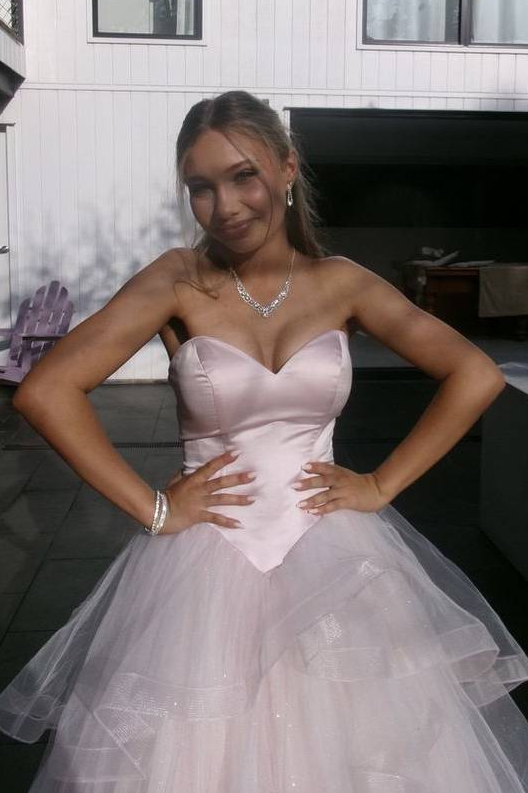 A-Line Pink Strapless V-Neck Empire-Waist Sleeveless Ruffles Tulle Prom Dress