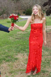 Red Strapless Scoop Neck Appliques Sleeveless Mermaid Long Prom Dress