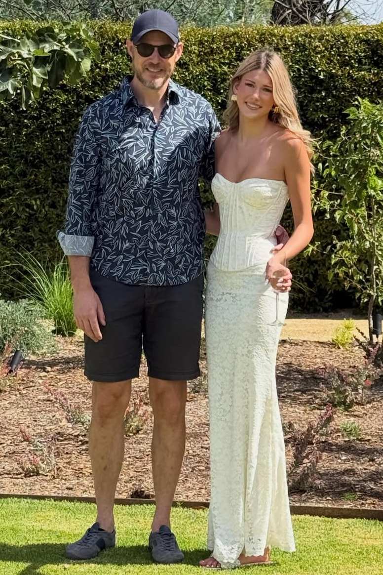 Yellow Strapless Sweetheart Lace Sleeveless Fitted Prom Evening Dress