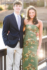 Green Strapless Appliques Scoop Neck Fitted Knee-Length Prom Dress