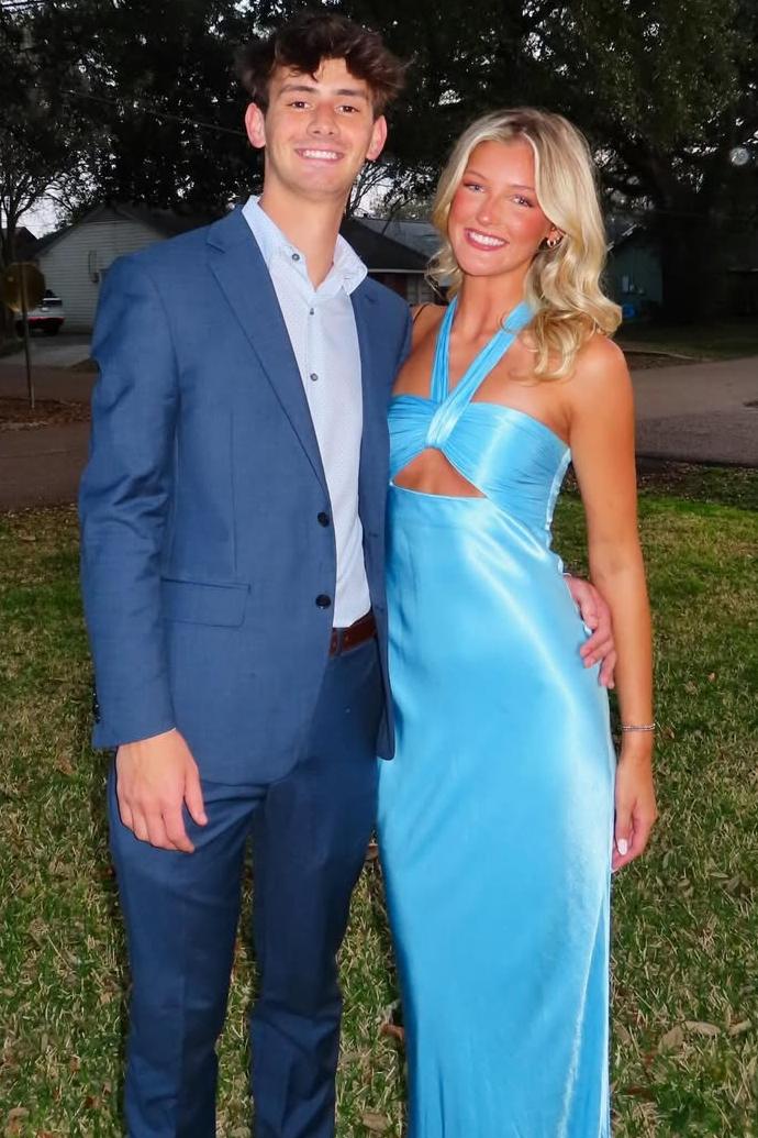 Blue Halter Satin Pleats Sheath Sleeveless Long Prom Formal Dress