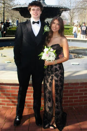 Black Strapless V-Neck Lace Appliques Sleeveless Prom Dress with Slit