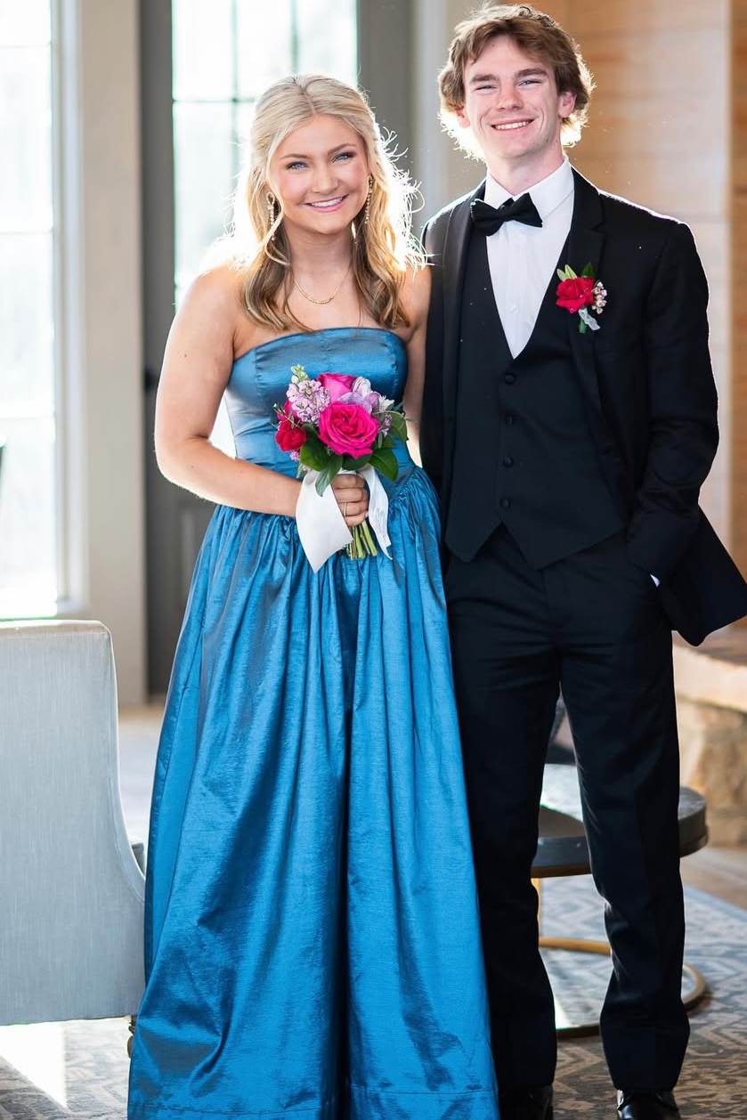 Blue A-Line Strapless Scoop Neck Pleated Empire-Waist Prom Dress