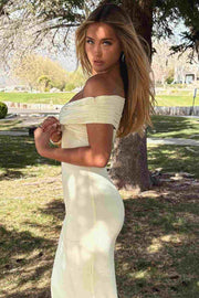 Yellow Off-Shoulder Twist Pleats Satin Fitted Long Prom Party Dress