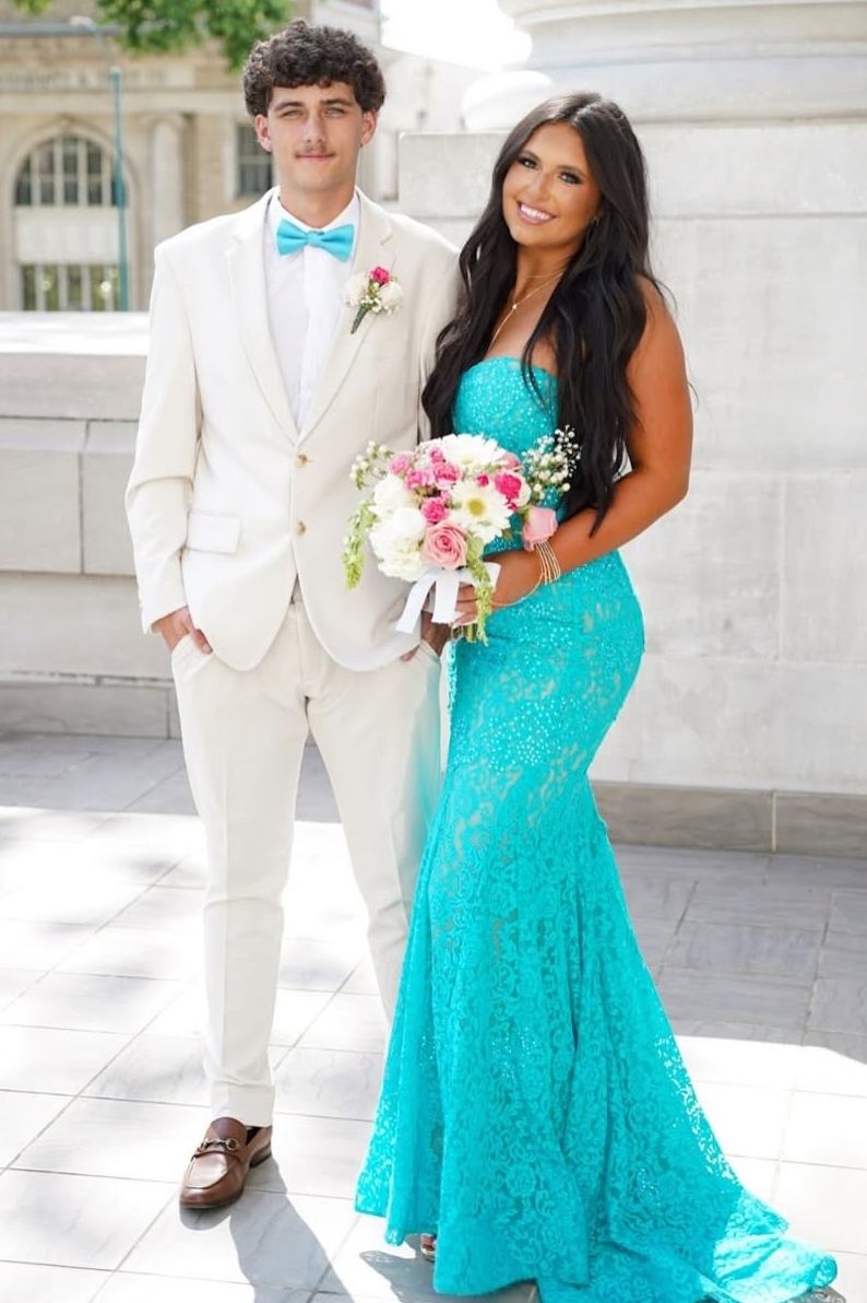Exquisite Strapless Mermaid Sleeveless Lace Long Prom Dress