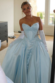 Elegant Blue A-Line Strapless V-Neck Empire-Waist Prom Dress with Appliques