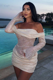 Mature Long Sleeves Off-Shoulder Pleats Glitter Short Homecoming Party Dress