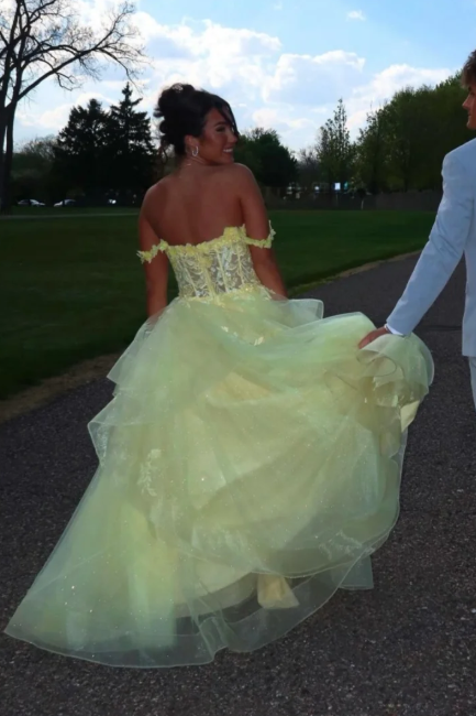Off-Shoulder A-Line Sweetheart Ruffles Empire-Waist Prom Dress with Lace Appliques