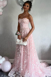 Pink A-Line Strapless Lace Appliques Tulle Long Prom Dress