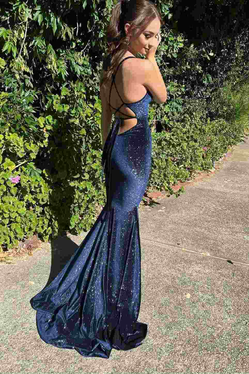 Mermaid V-Neck Sleeveless Velvet Sleeveless Long Prom Dress