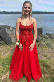 Red A-Line Spaghetti Straps Scoop Appliques Long Prom Formal Dress