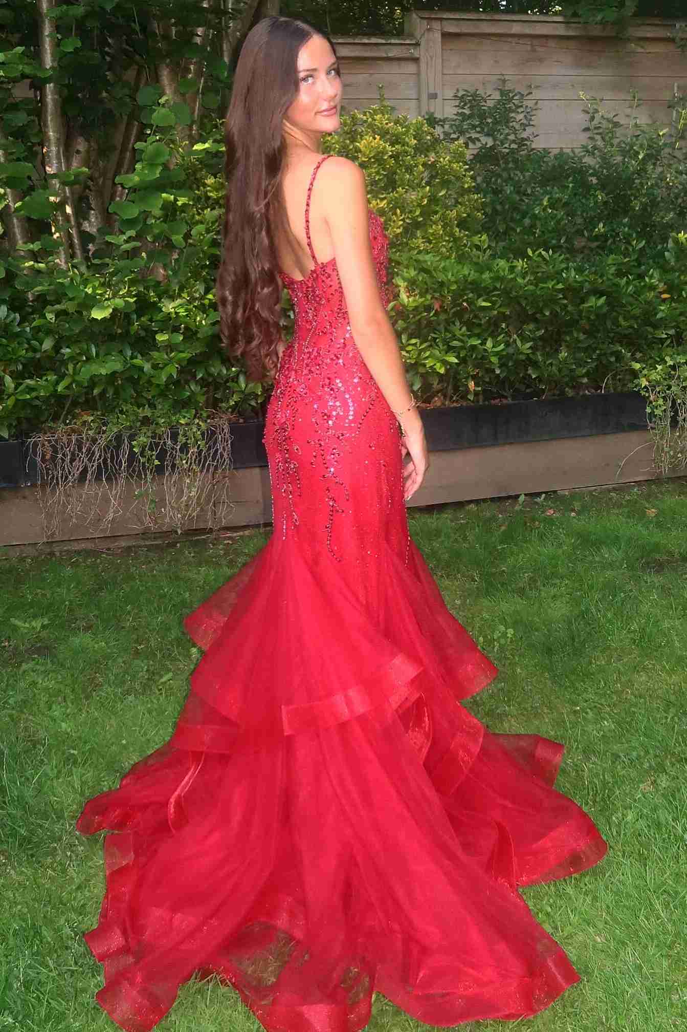 Red Spaghetti Straps V-Neck Appliques Ruffles Long Prom Dress