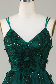 top of Emerald Green V-Neck A-Line Homecoming Dress with Appliques