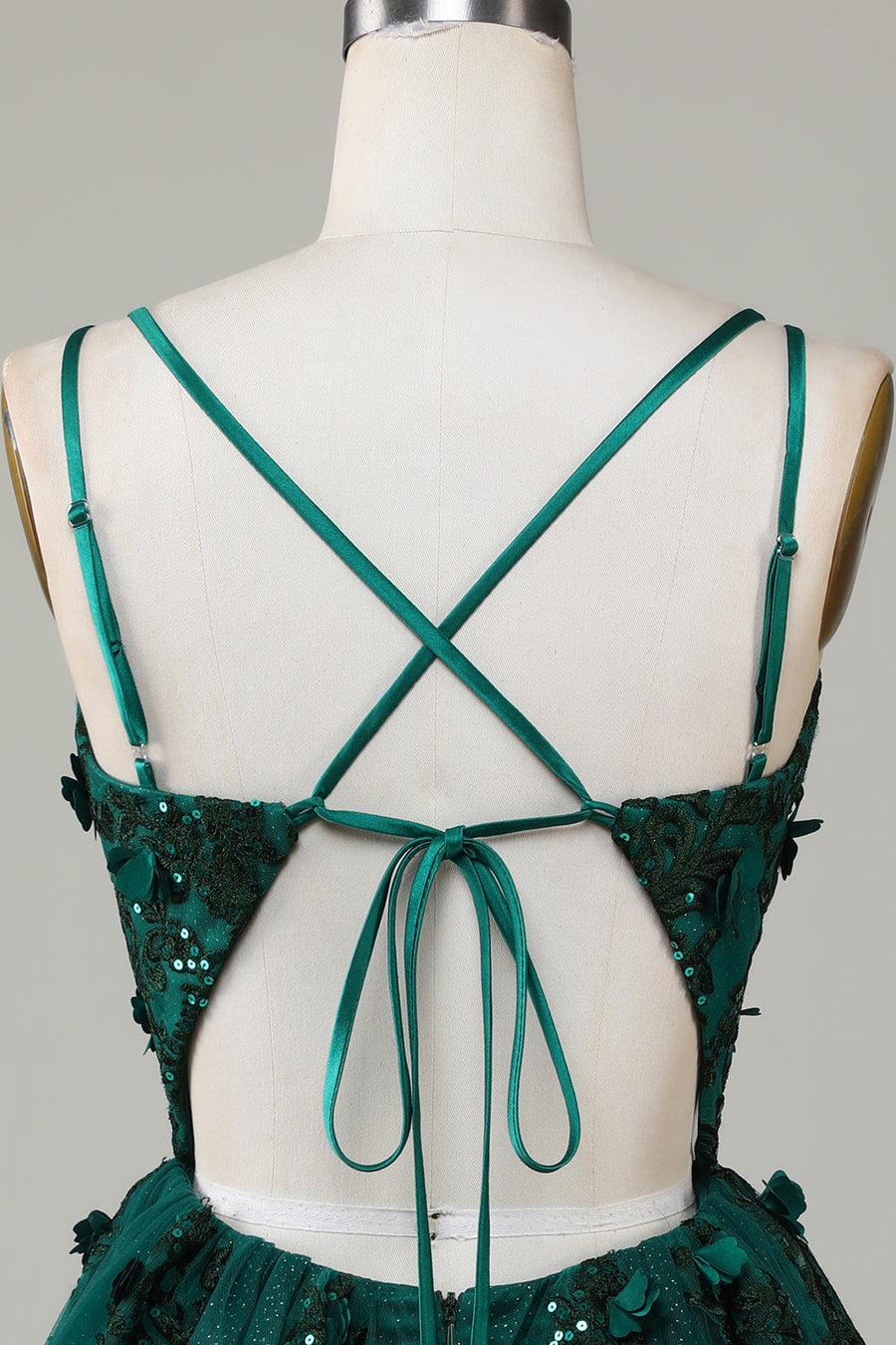 Emerald Green V-Neck A-Line Homecoming Dress with Appliques Modsele Emerald Green V-Neck A-Line Homecoming Dress with Appliques Modsele