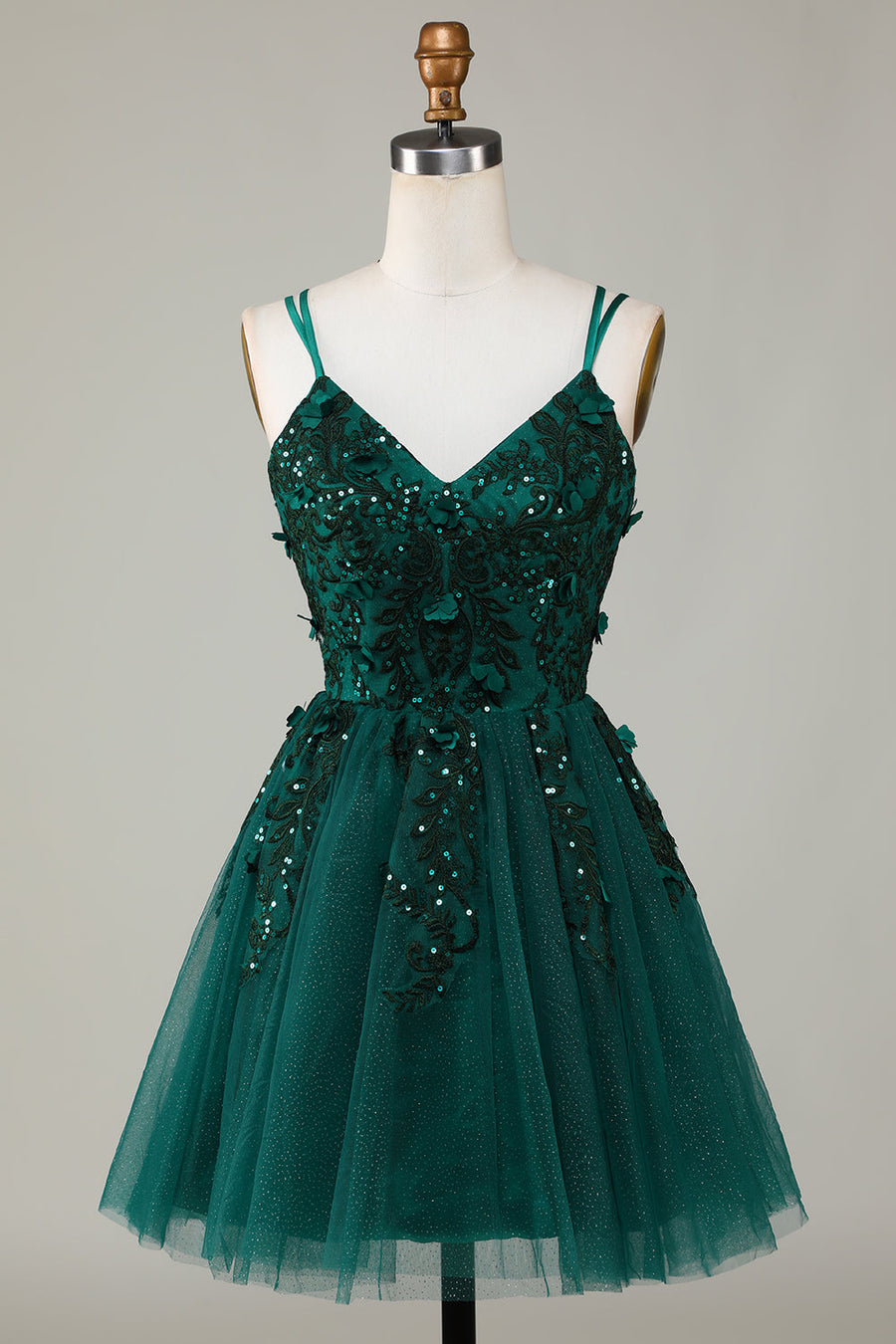 Emerald Green V-Neck A-Line Homecoming Dress with Appliques Modsele Emerald Green V-Neck A-Line Homecoming Dress with Appliques Modsele