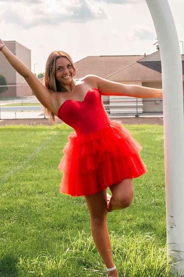 Strapless Black A-Line Tiered Tulle Homecoming Dress